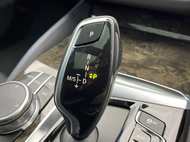 ��MT���[�h�t��AT:�ʏ�͎����ł����Ȃ���ϑ�(�M�A�`�F���W)���h���C�o�[�̑���ɂ���ĈӐ}�I�ɕς�����V�X�e���ł��B����w���i�̃h���C�u�����y���݂��������܂�!