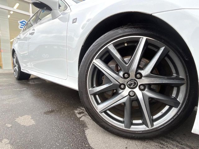 �y����19�C���`�A���~�z�C�[���z�O�ςɃ}�b�`���������A���~�z�C�[���𑕒����Ă���܂��B�e��ЊO�A���~�z�C�[����A�X�^�b�h���X�^�C�����戵�����Ă���܂��B���񂲑��k����������