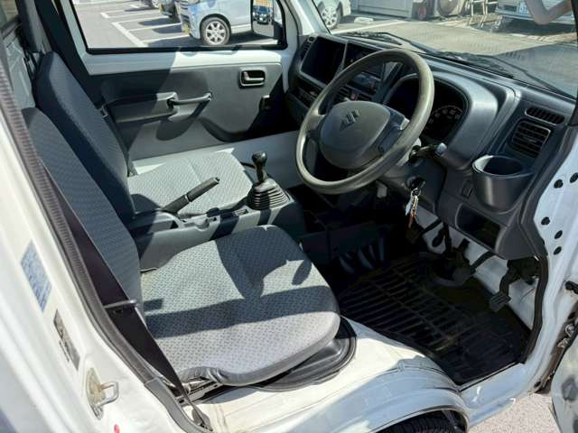 �C�ɂȂ邨�Ԃ�����܂�����E�̓d�b�ԍ����璼�ڂ��X�ɂ��₢���킹���������B�x�����@����ԗ����A��Ԃ܂łȂ�ł������������Ē����܂��B�X�^�b�t�ꓯ���A�����҂����Ă���܂��B