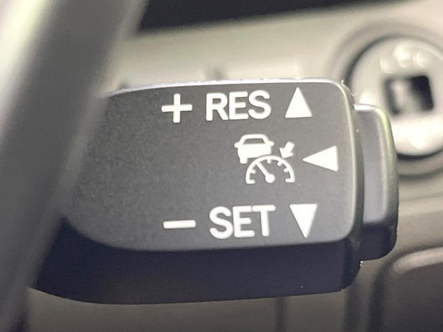 �y���[�_�[�N���[�Y�R���g���[���z�������H�ł̒��������s���y��!!�����ő��x��ۂN���[�Y�R���g���[�����A�Փˌy���V�X�e���ƘA�g���A�O���̎ԗ������m���ĎԊԂ�ۂ悤�ɑ��x���߂��Ă���܂�!!