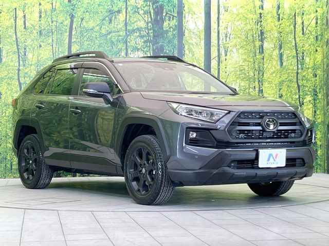 高透明度のガラス皮膜で撥水はもちろん、上質なツヤ・光沢を実現。紫外線や酸性雨から大切な愛車を保護し、色あせ・劣化を防止。「弾スプラッシュコート」、「弾プリミッサコート」からお選びいただけます。