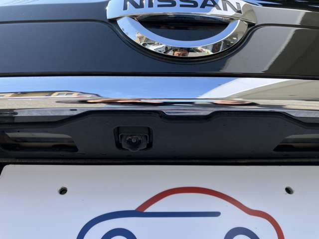 �o�b�N�J����!