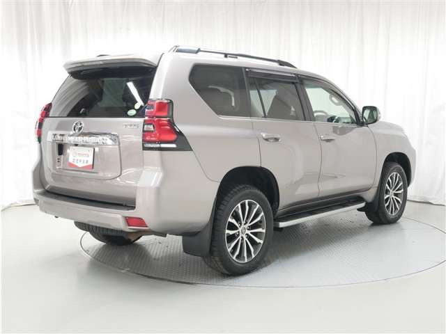 ランドクルーザープラド2.8 TZ-G ディーゼル 4WD