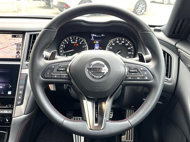 �y�����v�����X�e�A�����O�z�㎿�Ȋv���g�p���邱�ƂŁA��ɂ����������݂ƂĂ��^�]���₷���n���h���ł���