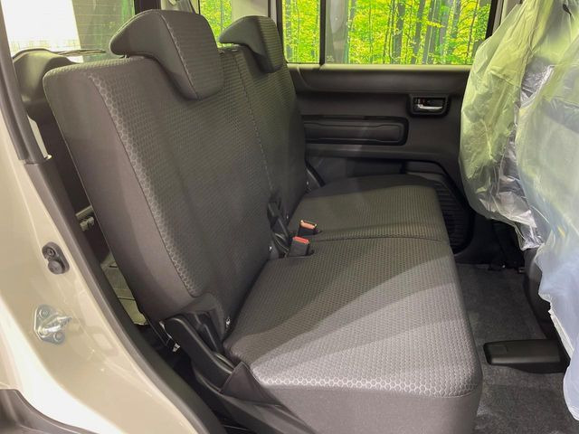 ���i���ȃI���W�i���t���A�}�b�g���I�v�V�����ɂĂ��p�ӂ��Ă���܂��B���D���ȃf�U�C����J���[�����Ԃɍ��킹�đI��ł����������Ƃ��ł��܂���