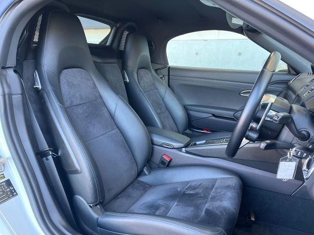 ���V�[�g�̎g�p��:�j��E�ւ�������Ȃ��A�����̒ʂ肫�ꂢ�ȏ�Ԃ��ێ����Ă���܂��B�܂��A�����N���[�j���O�E�R�[�e�B���O�����p�����������܂��B