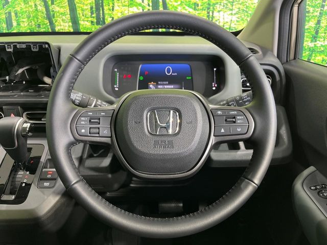 �y�����v�����X�e�A�����O�z�㎿�Ȋv���g�p���邱�ƂŁA��ɂ����������݂ƂĂ��^�]���₷���n���h���ł���