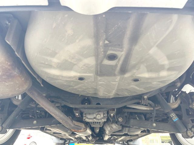 ����肪���ꂢ�Ȃ����ɁA�h�K���H�̎{�H���I�X�X���B�~��n��͂������A���ݕ��ɂ��Z���̕���A��Ń}�����E�E�B���^�[�X�|�[�c���������ɂ��D�]���������Ă���܂��B