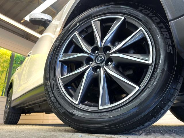 �y����19�C���`�A���~�z�C�[���z�O�ςɃ}�b�`���������A���~�z�C�[���𑕒����Ă���܂��B�e��ЊO�A���~�z�C�[����A�X�^�b�h���X�^�C�����戵�����Ă���܂��B���񂲑��k����������