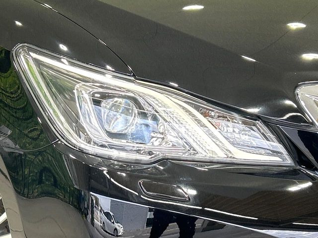 �yLED�w�b�h���C�g�z���V����ԑ��s�����ǍD�Ȏ��E���m�ۂ����S���ĉ^�]�ł��鍂�P�xLED�w�b�h���C�g�𑕔�!�_�����x�������A����d�͂��}�����Ă��܂��B