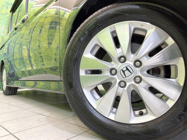 �y����16�C���`�A���~�z�C�[���z�O�ςɃ}�b�`���������A���~�z�C�[���𑕒����Ă���܂��B�e��ЊO�A���~�z�C�[����A�X�^�b�h���X�^�C�����戵�����Ă���܂��B���񂲑��k����������