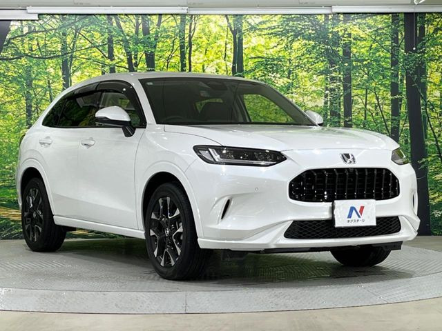 高透明度のガラス皮膜で撥水はもちろん、上質なツヤ・光沢を実現。紫外線や酸性雨から大切な愛車を保護し、色あせ・劣化を防止。「弾スプラッシュコート」、「弾プリミッサコート」からお選びいただけます。