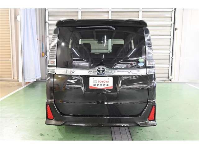 ヴォクシー2.0 ZS 煌