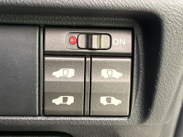 �y�����p���[�X���C�h�h�A�z�X�}�[�g�L�[��^�]�Ȃ̃X�C�b�`�Ō�ȗ����X���C�h�h�A�̊J���\���d��������͂����ăh�A���J����K�v�������A�����Ȃ��q�l�ł��ȒP�ɊJ���߂ł����K�ł���