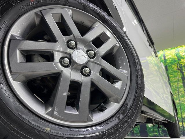 �y����15�C���`�A���~�z�C�[���z�O�ςɃ}�b�`���������A���~�z�C�[���𑕒����Ă���܂��B�e��ЊO�A���~�z�C�[����A�X�^�b�h���X�^�C�����戵�����Ă���܂��B���񂲑��k����������