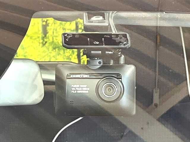 �y�h���C�u���R�[�_�[�z�h���C�u���R�[�_�[����!���s���͂������A������^�]�⎖�̂ɑ��������ہA�f���ŋL�^���A����̃��X�N�ɔ����܂��B���L�^�pSD�J�[�h�͂��q�l�����g�ł��������������K�v������܂��B