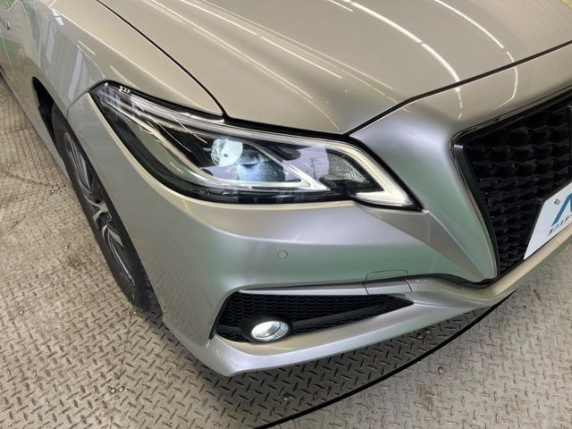 �yLED�w�b�h���C�g�z���V����ԑ��s�����ǍD�Ȏ��E���m�ۂ����S���ĉ^�]�ł��鍂�P�xLED�w�b�h���C�g�𑕔�!�_�����x�������A����d�͂��}�����Ă��܂��B