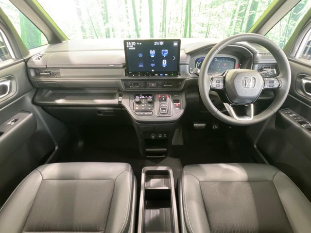 ステップワゴン2.0 e:HEV スパーダ