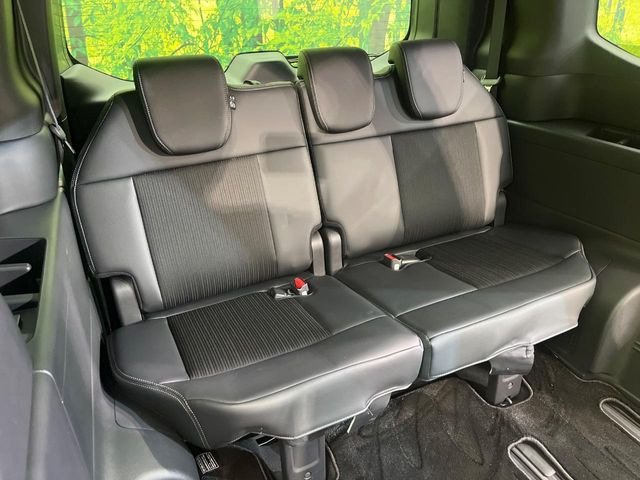 3��ڃV�[�g�͂�������ԗǍD����l�ł��������ƍ����Ē����܂��̂ŁA��l���ł̂��o���������N���N�ł��􂲉Ƒ��ŁA�C�̒m�ꂽ���ԂŁA�h���C�u�ɍs���̂��y���݂ł��ˁ�