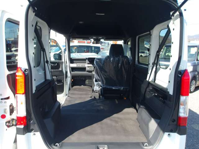 �u�W���ԗ��̐F�Ⴂ�v��u�W����ɖ����ԁv�����T�����܂���