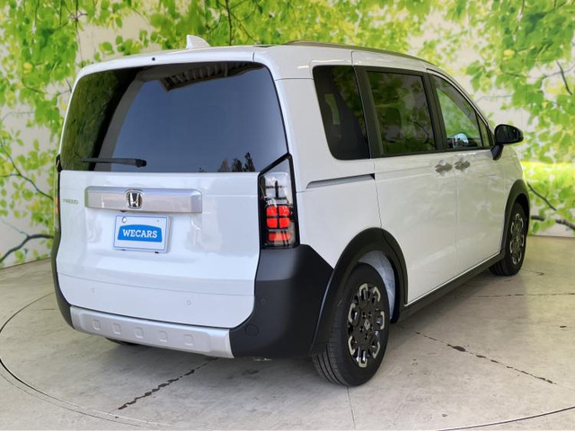 フリード1.5 クロスター