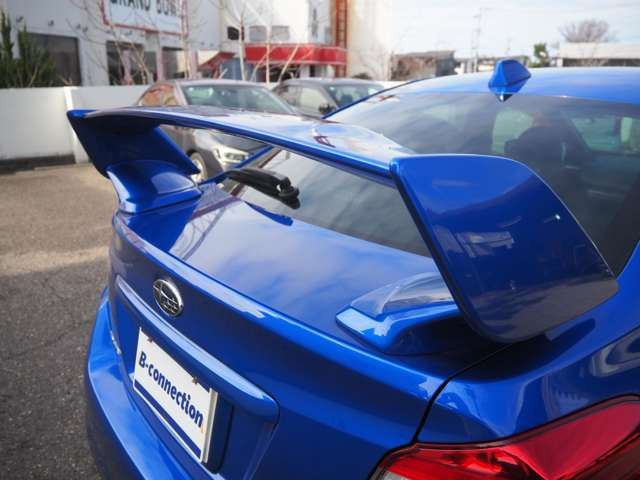 WRXS4 2.0 GT-S アイサイト 4WD