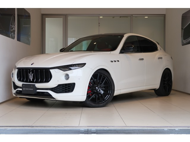 レヴァンテ3.0 4WD