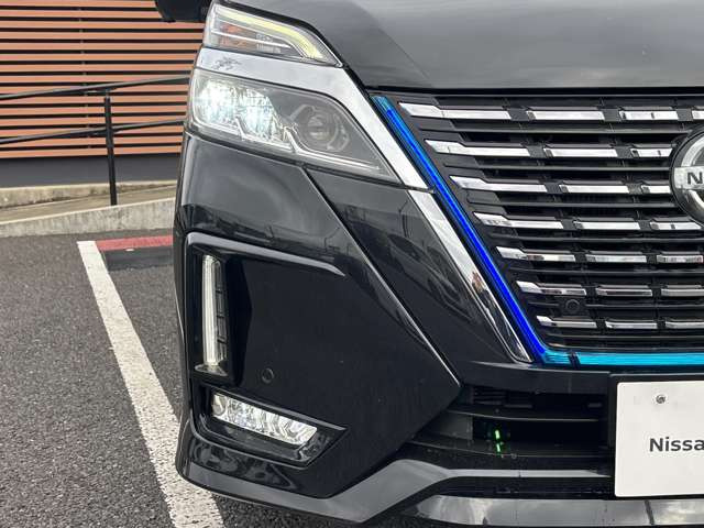 セレナ1.2 e-POWER ハイウェイスターV