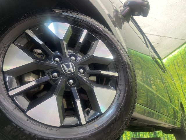 �y����16�C���`�A���~�z�C�[���z�O�ςɃ}�b�`���������A���~�z�C�[���𑕒����Ă���܂��B�e��ЊO�A���~�z�C�[����A�X�^�b�h���X�^�C�����戵�����Ă���܂��B���񂲑��k����������