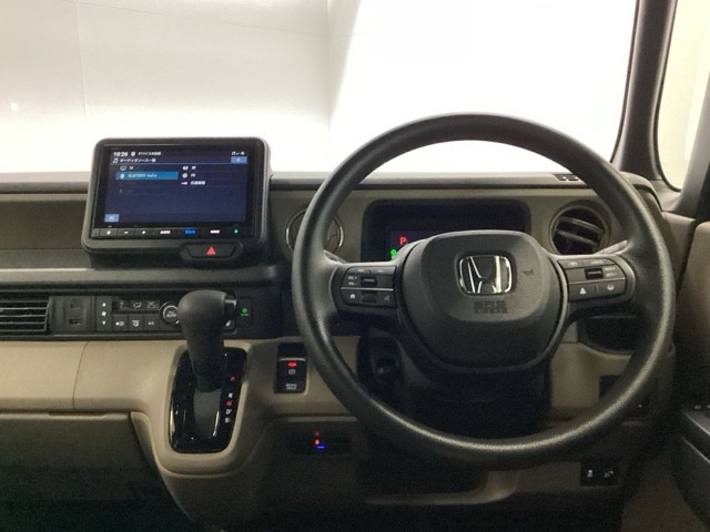 N-BOXジョイ モノトーン