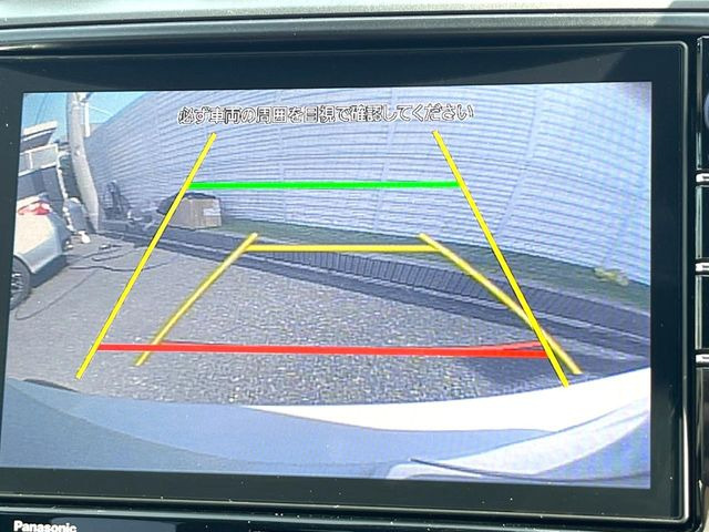 �y�t�����g&�T�C�h&�o�b�N�J�����z�h���C�o�[���猩�ɂ������p�������f���Ŋm�F�ł���J�������e���ɑ����B���ʂ��������Ȃ��ꏊ��Z��W�n�Ȃǂ��^�]���邱�Ƃ������l�ɂ������߂̈��S�����ł��B