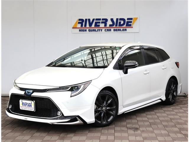 カローラツーリング1.8 ハイブリッド W×B