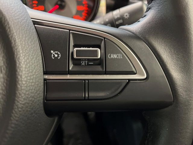 �y�N���[�Y�R���g���[���z�������H�����N���N���s�B�A�N�Z���𗣂��Ă���葬�x�ő��s���ł��A�������^�]���̕��S���y��!�����E�������ȒP�ȃX�C�b�`����Œ����ł��܂��B