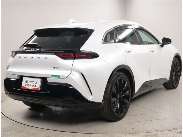 クラウンスポーツ2.5 Z E-Four 4WD