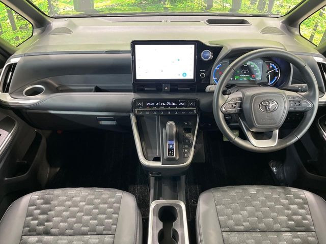 ヴォクシー1.8 ハイブリッド S-Z