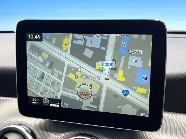 �������i�r:��̊��̂���i�r�́A����������ԓ������o���Ă���܂��B�I�[�f�B�I�@�\���[�����Ă���܂��̂ŁA�^�]�����y���߂܂���