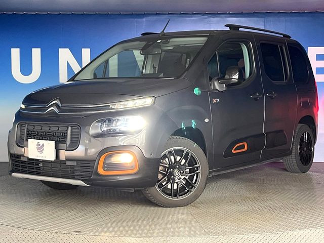 ��LED�w�b�h���C�g:��ԑ��s�����ǍD�Ȏ��E���m�ۂ����S���ĉ^�]�ł��鍂�P�xLED�w�b�h���C�g�𑕔�!�_�����x�������A����d�͂��}�����Ă��܂��B