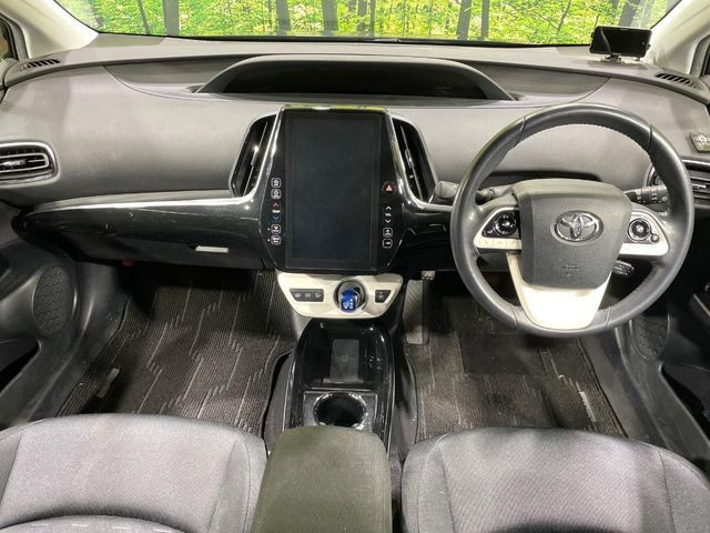 プリウスPHV1.8 A