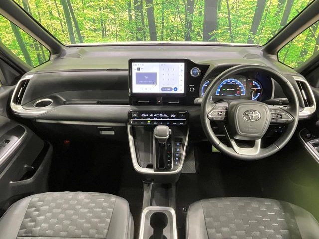 ヴォクシー1.8 ハイブリッド S-Z