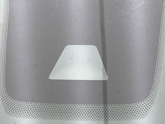 �y�C���e���W�F���g�G�}�[�W�F���V�[�u���[�L�z�t�����g�J�����őO���̎ԗ�����s�҂����m�B�Փ˂������Ȏ��͏Փ˔�Q�y���u���[�L���쓮�A�Փˉ�����T�|�[�g�B�����S�Ƀh���C�u�����y���݂��������܂��B