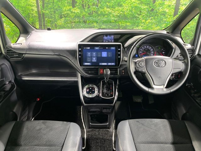 ヴォクシー2.0 ZS 煌III