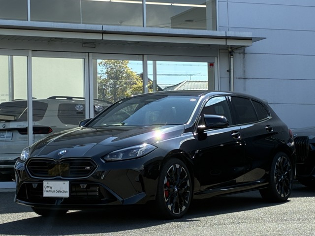 1シリーズM135 xドライブ 4WD