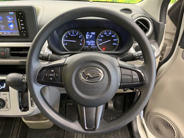 �y�X�}�[�g�A�V�X�g�V�z���s���ɑO���̎ԗ�����F�����A�Փ˂������Ȏ��͌x��ƃu���[�L�ŏՓˉ���Ɣ�Q�y�����A�V�X�g�B�����S�Ƀh���C�u�����y���݂��������܂��B