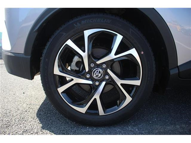 ���Ǝҗl�ւ̔̔��͂��f�肳���Ă��������܂��B �Ԍ������ԗ��̏ꍇ�́A�Ԍ����擾�������x�������z�ŕ\�����Ă���܂��B