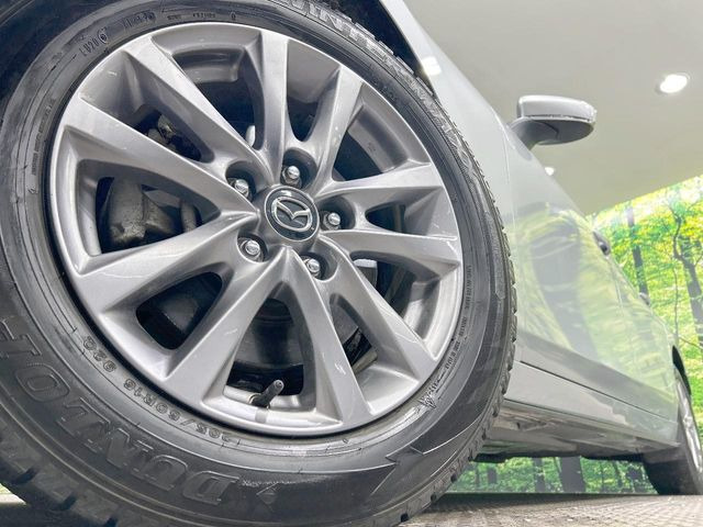 �y����16�C���`�A���~�z�C�[���z�O�ςɃ}�b�`���������A���~�z�C�[���𑕒����Ă���܂��B�e��ЊO�A���~�z�C�[����A�X�^�b�h���X�^�C�����戵�����Ă���܂��B���񂲑��k����������