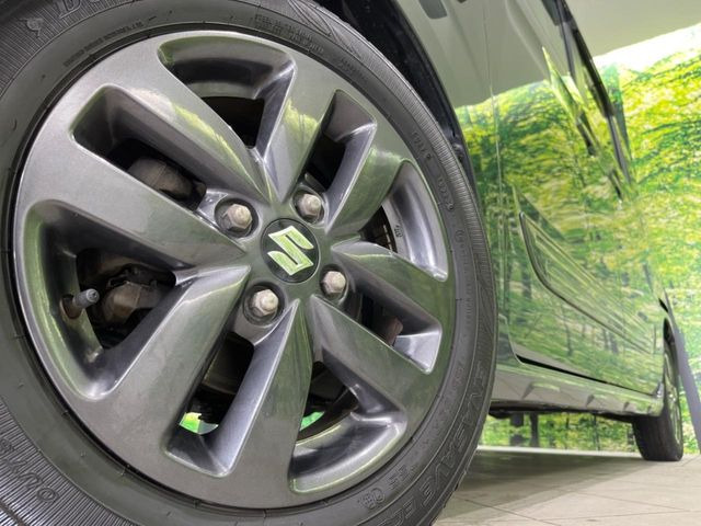 �y����14�C���`�A���~�z�C�[���z�O�ςɃ}�b�`���������A���~�z�C�[���𑕒����Ă���܂��B�e��ЊO�A���~�z�C�[����A�X�^�b�h���X�^�C�����戵�����Ă���܂��B���񂲑��k����������