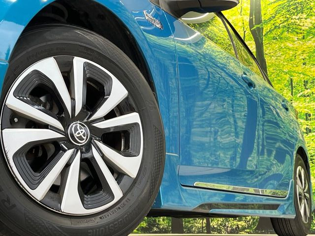 �y����15�C���`�A���~�z�C�[���z�O�ςɃ}�b�`���������A���~�z�C�[���𑕒����Ă���܂��B�e��ЊO�A���~�z�C�[����A�X�^�b�h���X�^�C�����戵�����Ă���܂��B���񂲑��k����������