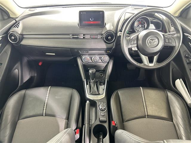 デミオ1.5 XD ブラック レザー リミテッド