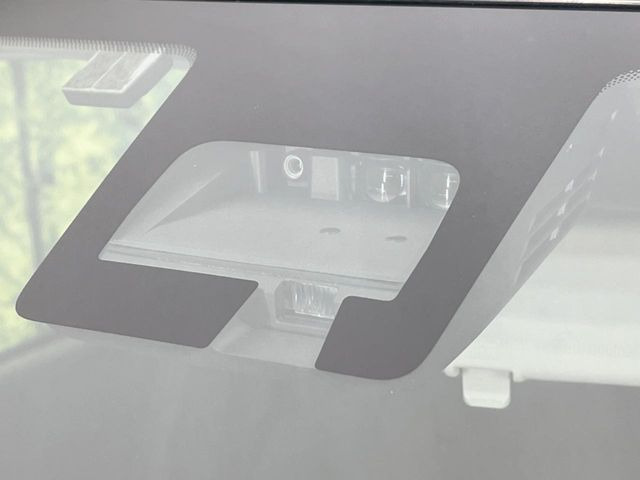 �y�X�Y�L �Z�[�t�e�B�T�|�[�g�z���s���ɑO���̎ԗ�����F�����A�Փ˂������Ȏ��͌x��ƃu���[�L�ŏՓˉ���Ɣ�Q�y�����A�V�X�g�B�����S�Ƀh���C�u�����y���݂��������܂��B