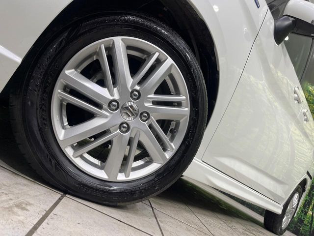 �y����15�C���`�A���~�z�C�[���z�O�ςɃ}�b�`���������A���~�z�C�[���𑕒����Ă���܂��B�e��ЊO�A���~�z�C�[����A�X�^�b�h���X�^�C�����戵�����Ă���܂��B���񂲑��k����������